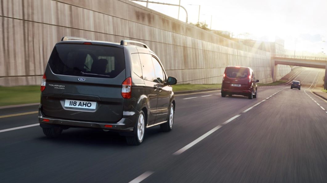 FORD TOURNEO COURIER